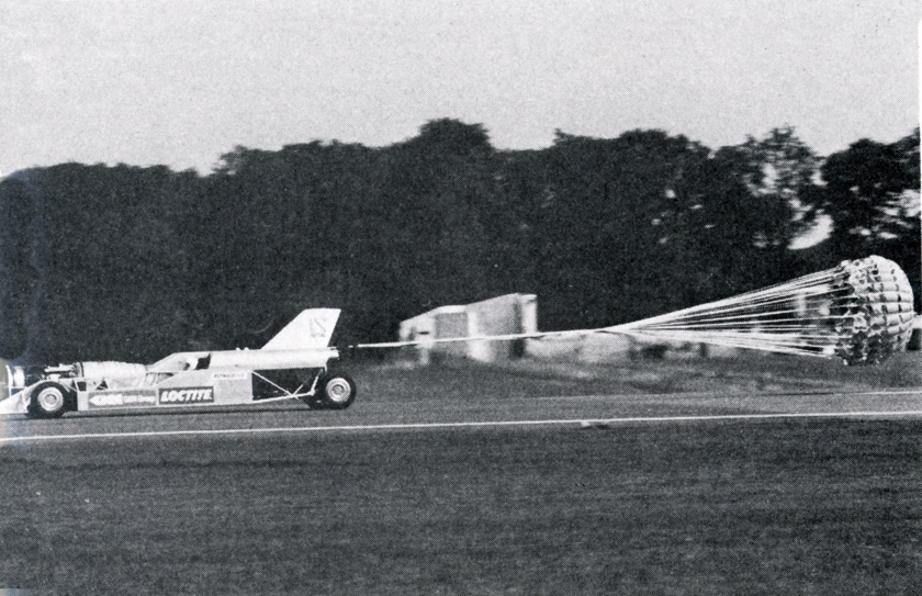 Picture of Thrust puts a low speed'chute in at an airshow performance